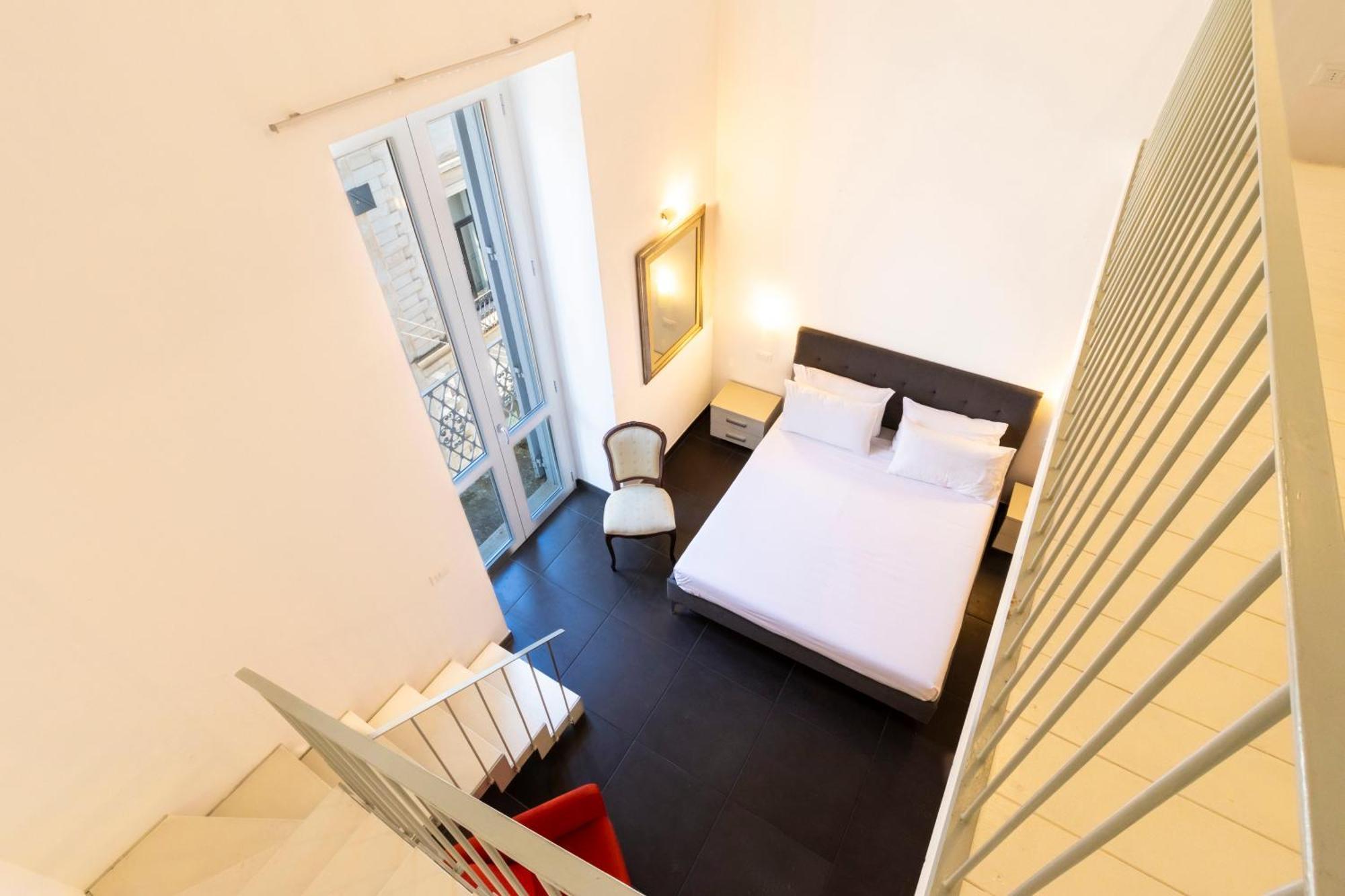 Palazzo Cavour Bed & Breakfast Lecce Exterior photo